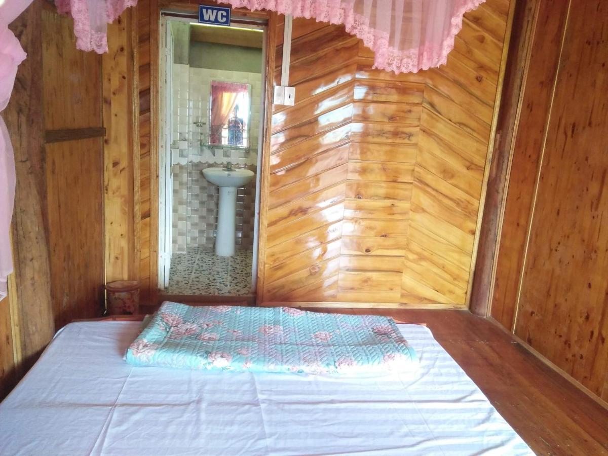 Tran Xuan Homestay Ba Be Village Екстер'єр фото