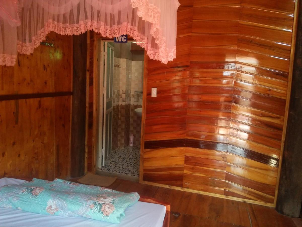 Tran Xuan Homestay Ba Be Village Екстер'єр фото